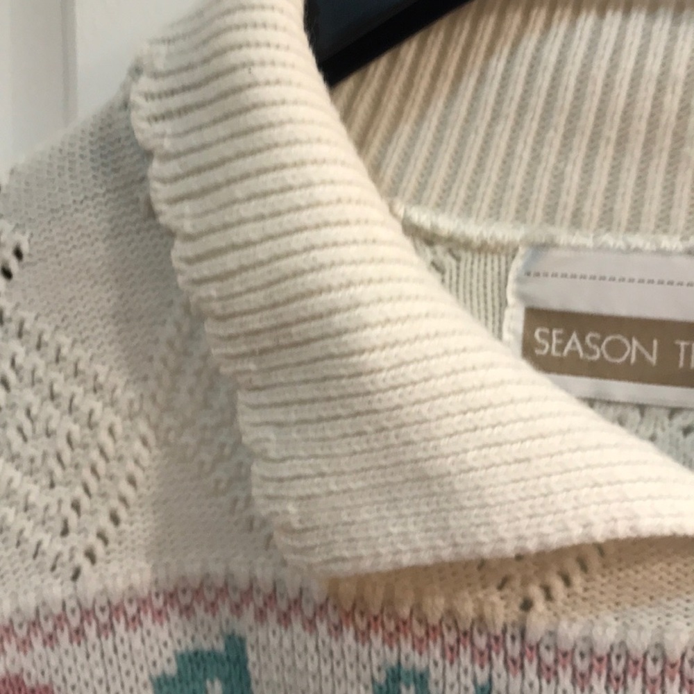 ⚡️FINAL PRICE⚡️VTG Season Ticket Flower Sweater - Picture 3 of 12